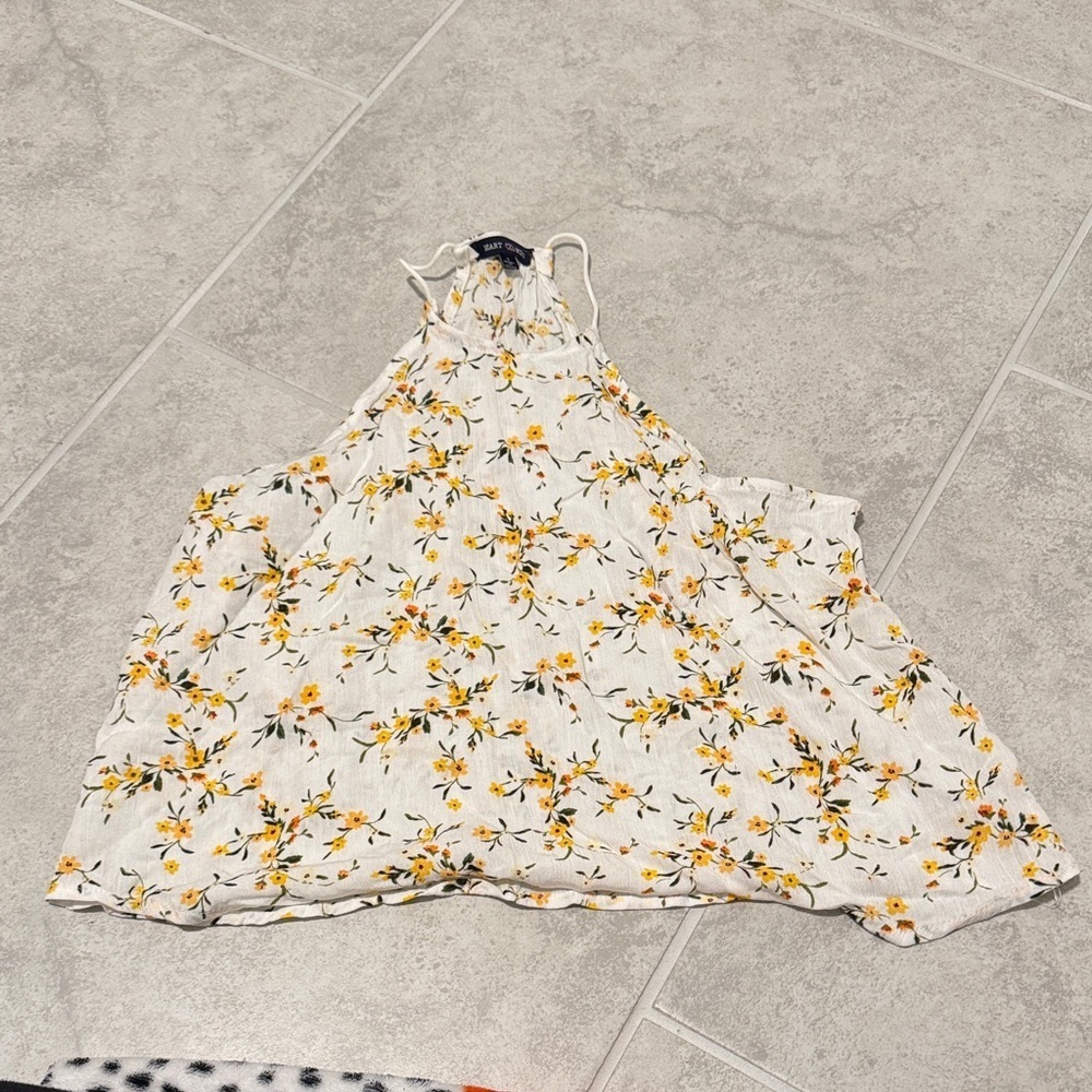 Heart Hips Floral Top with Yellow Accents - Picture 1 of 3